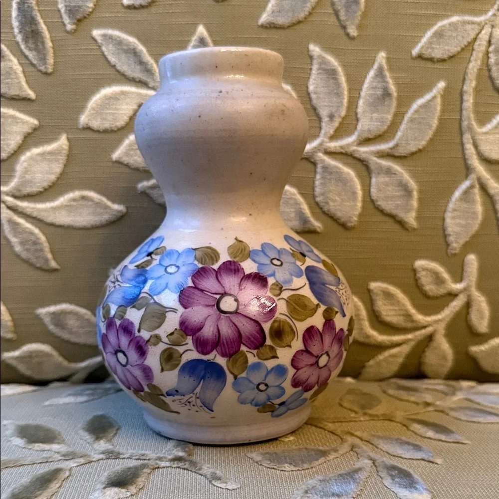 Vintage Floral Ceramic Vase with Purple and Blue Flowers - Picture 6 of 7